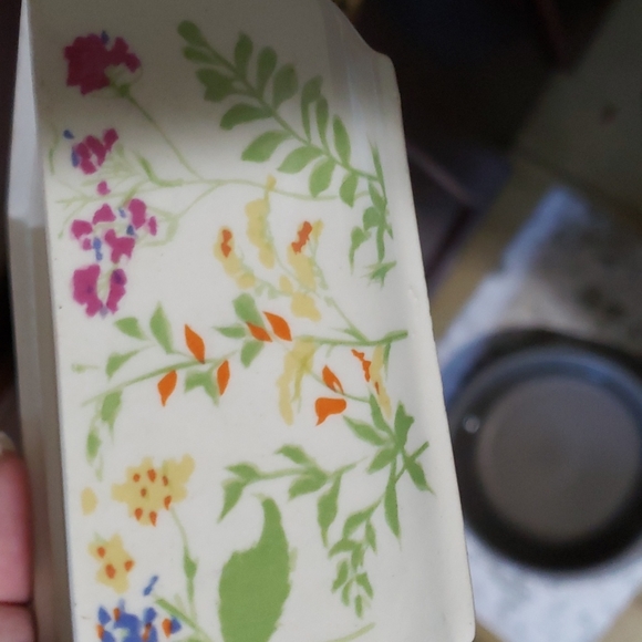 Elizabeth Arden trinket set hand painted - Picture 7 of 8